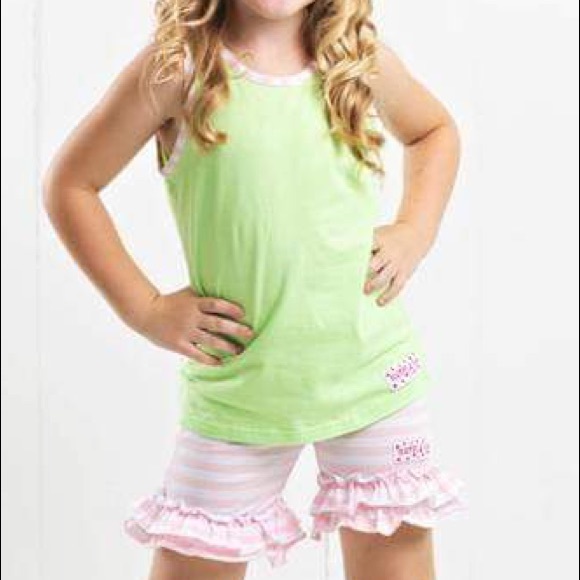 Ruffle Girl Green & Light Pink/White Short Set - Picture 2 of 3